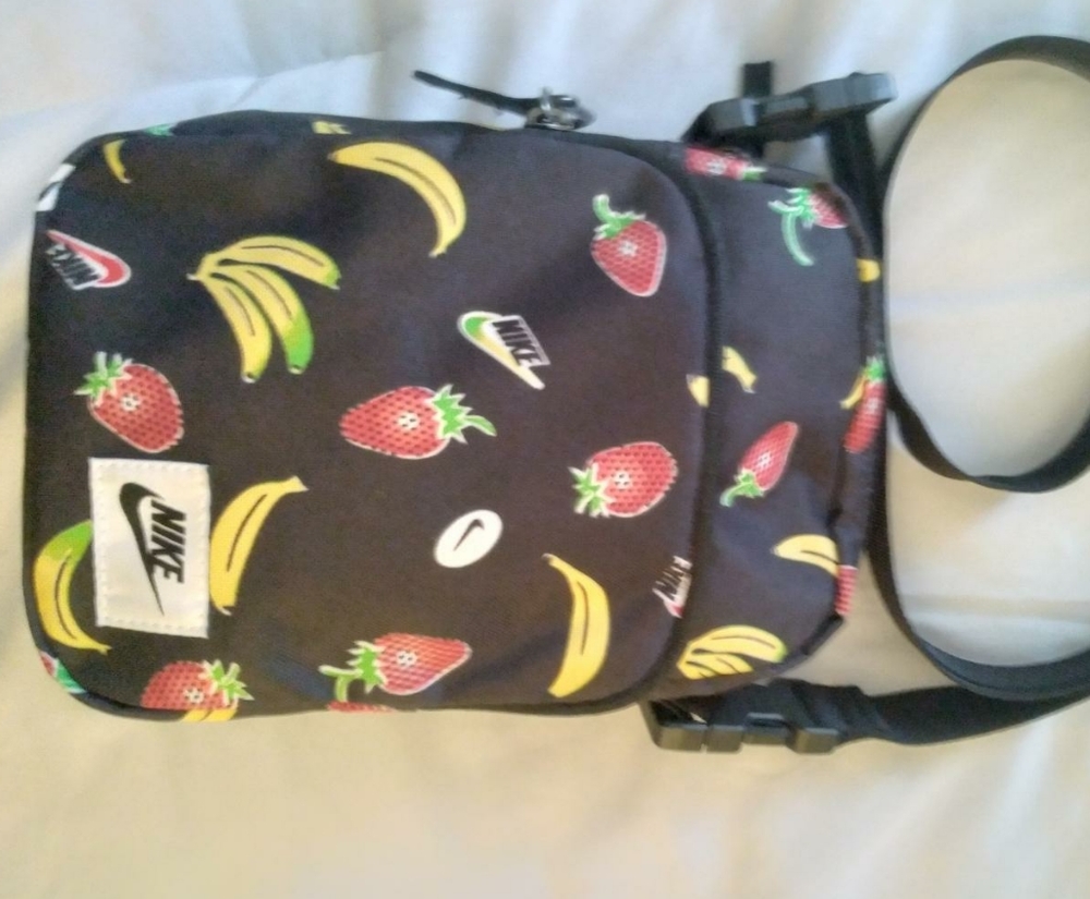 Nike heritage cross body bag / satchel
